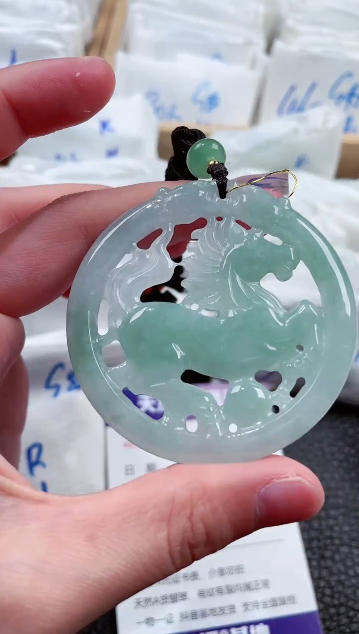 【闪购商品】翡翠颈饰未镶嵌00001114