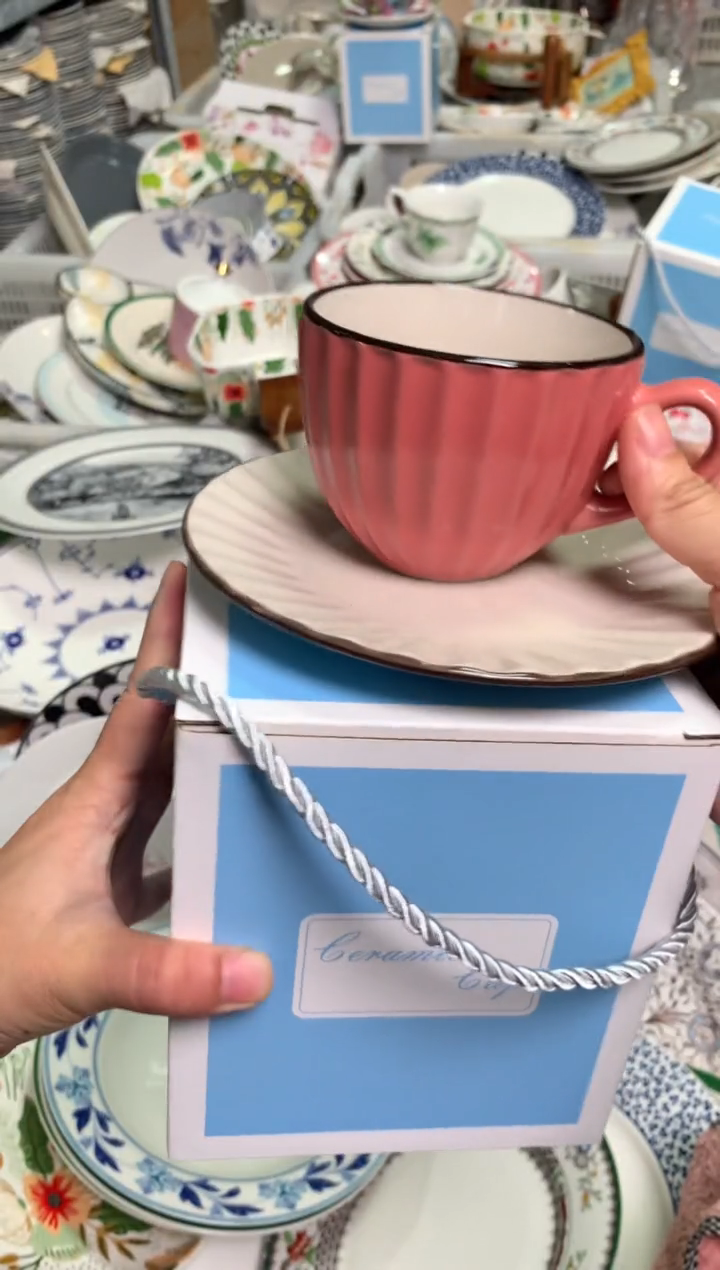 瓷陶瓷原单CC024餐具1个+礼盒