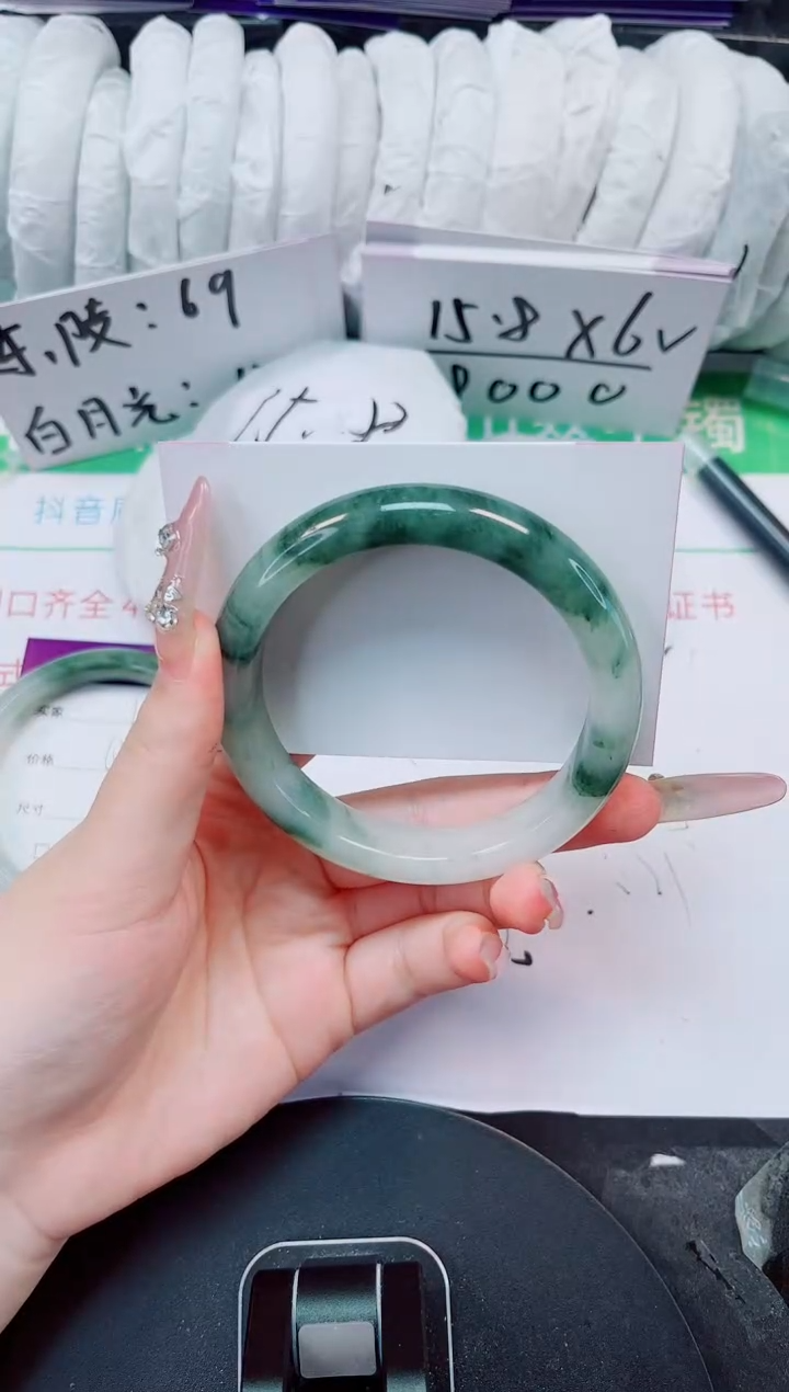 未镶嵌手镯石英质玉168-59/60