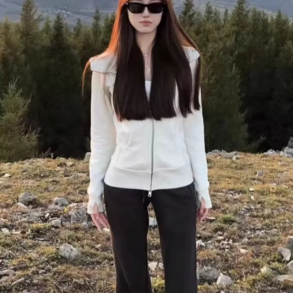 卫衣外套女春秋款上衣大码显瘦穿搭2025新款女装短款加绒三季可穿