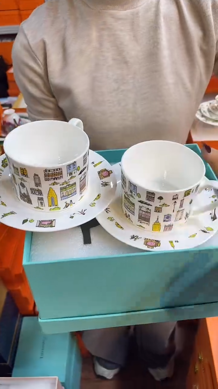 杯鸿辉家品牌瓷器，京东包邮！