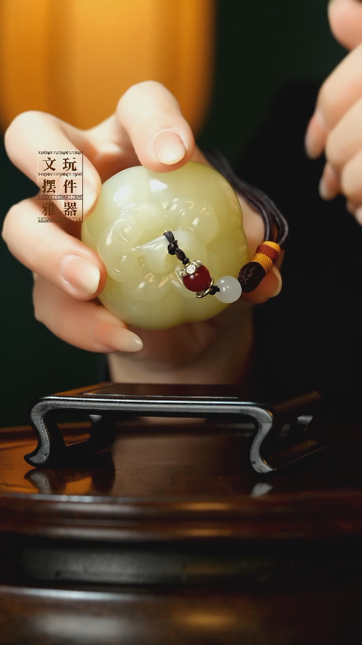 玉《事事如意》手把件摆件
