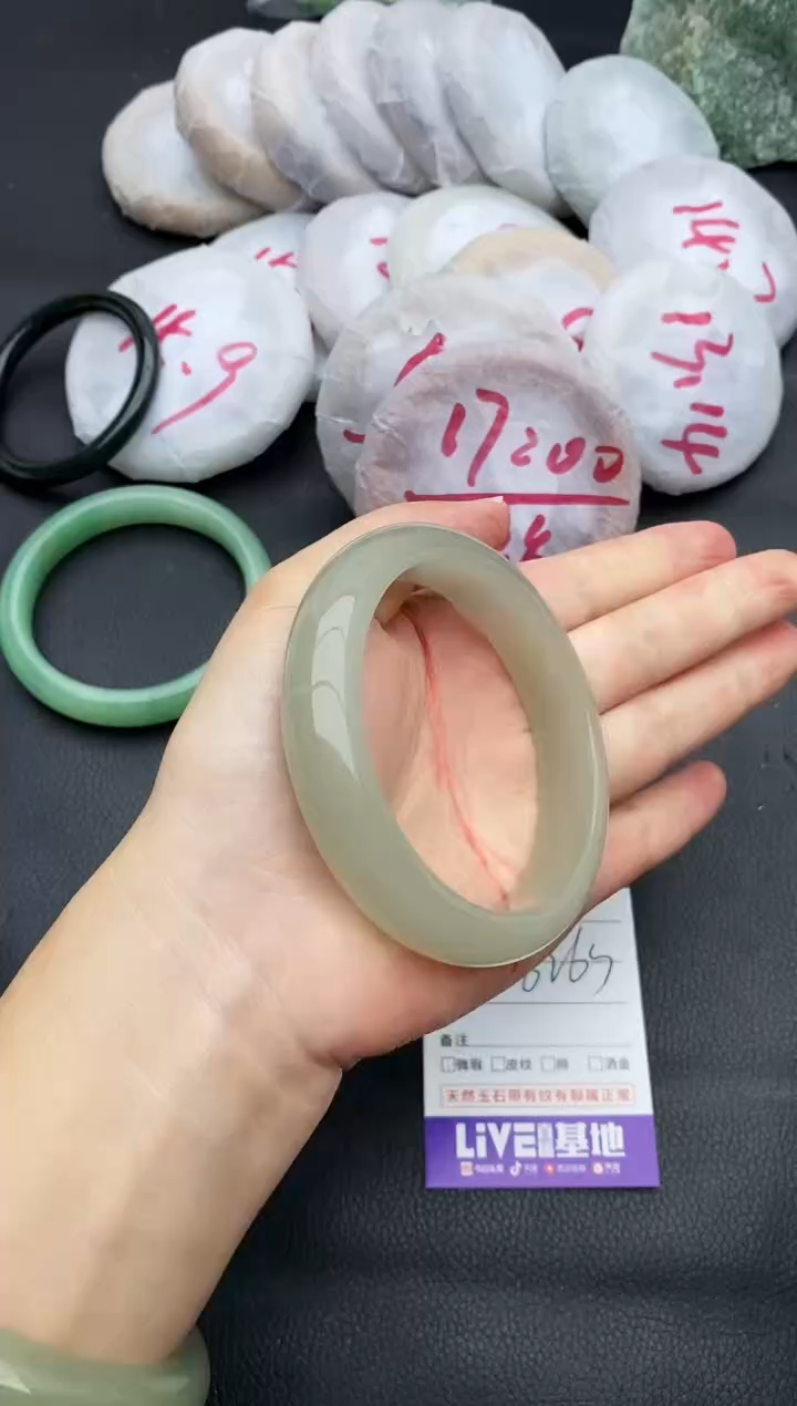 未镶嵌手镯石英质玉169+62/63