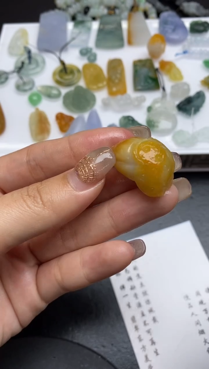 【闪购商品】定制翡翠未镶嵌翡翠毛货~