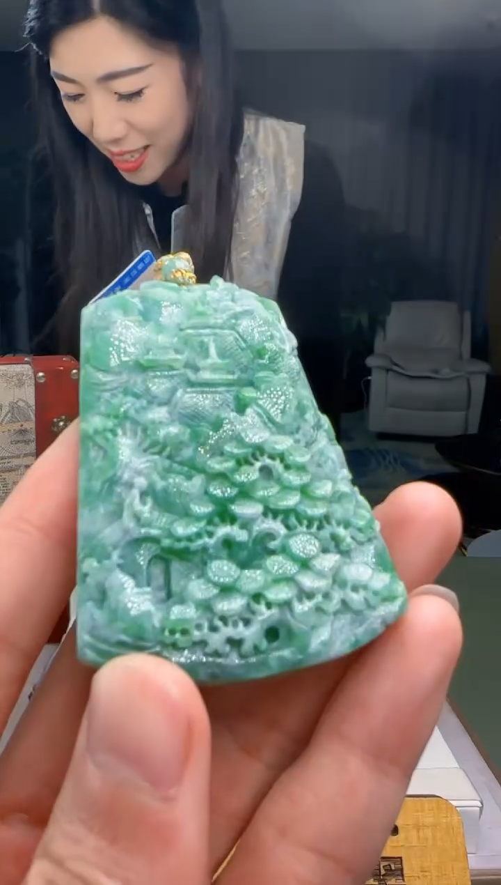 【闪购商品】翡翠吊坠(不含链)未镶嵌DY@@960Q3J13011