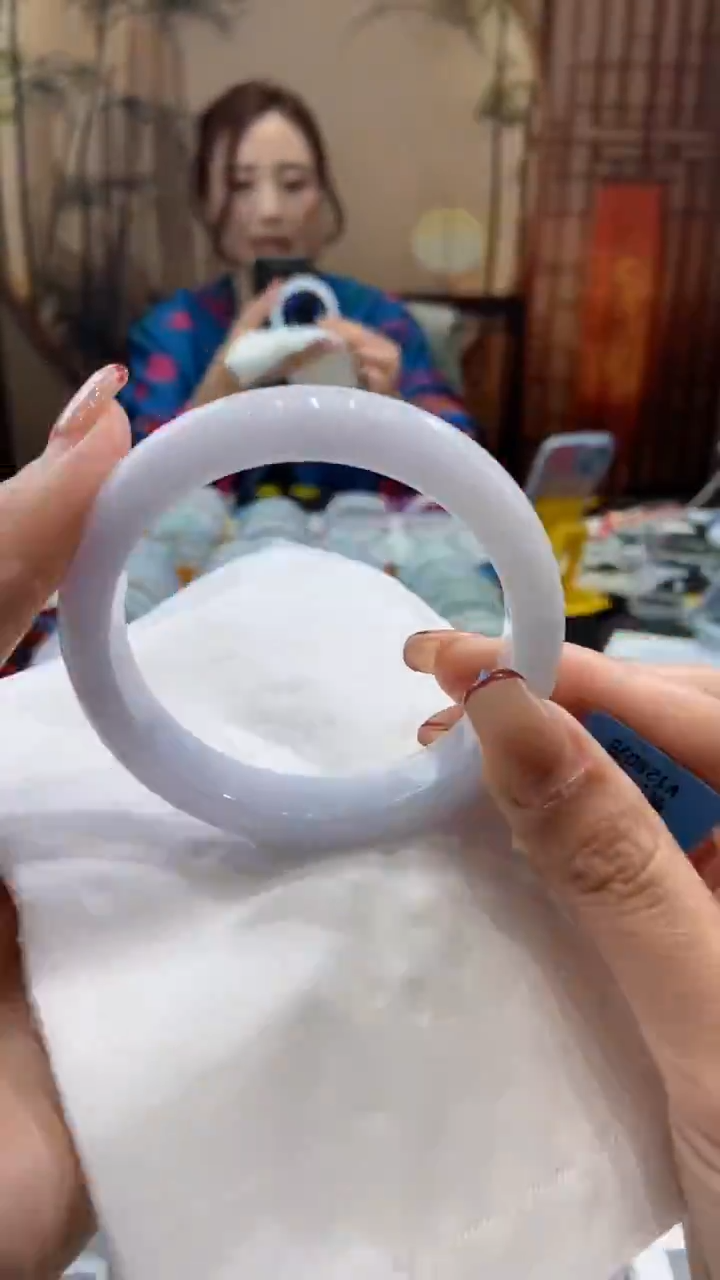 【闪购商品】翡翠手镯未镶嵌00008762