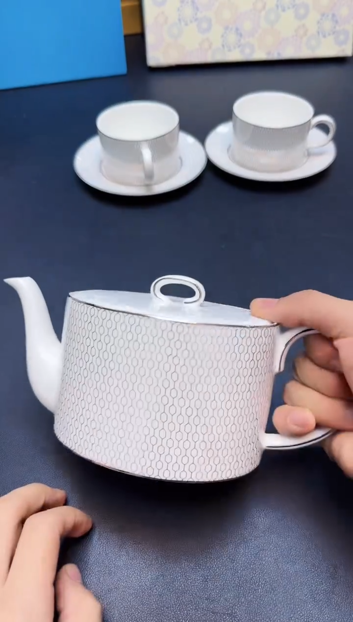 【闪购商品】杯全新正品一件不留@@H261