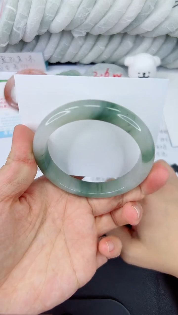 【闪购商品】石英质玉手镯未镶嵌286-60.1