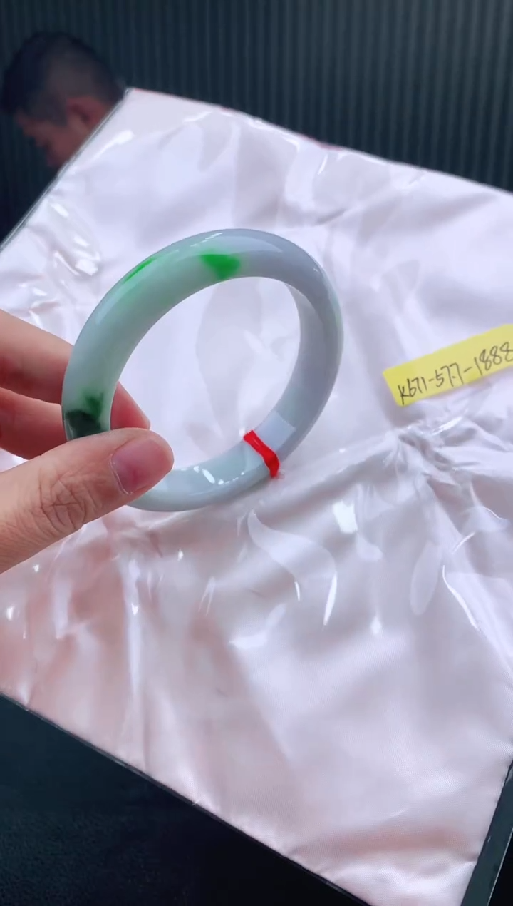 未镶嵌手镯翡翠57+