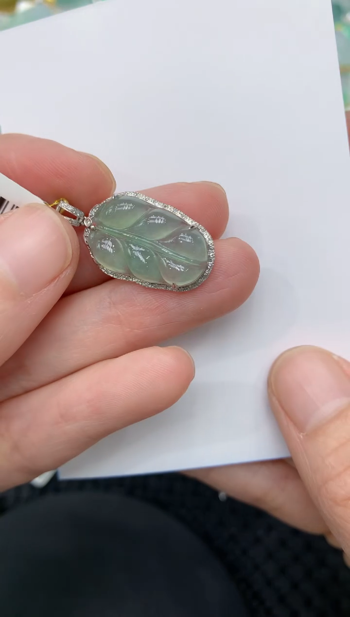【闪购商品】翡翠颈饰18K金镶嵌11111111