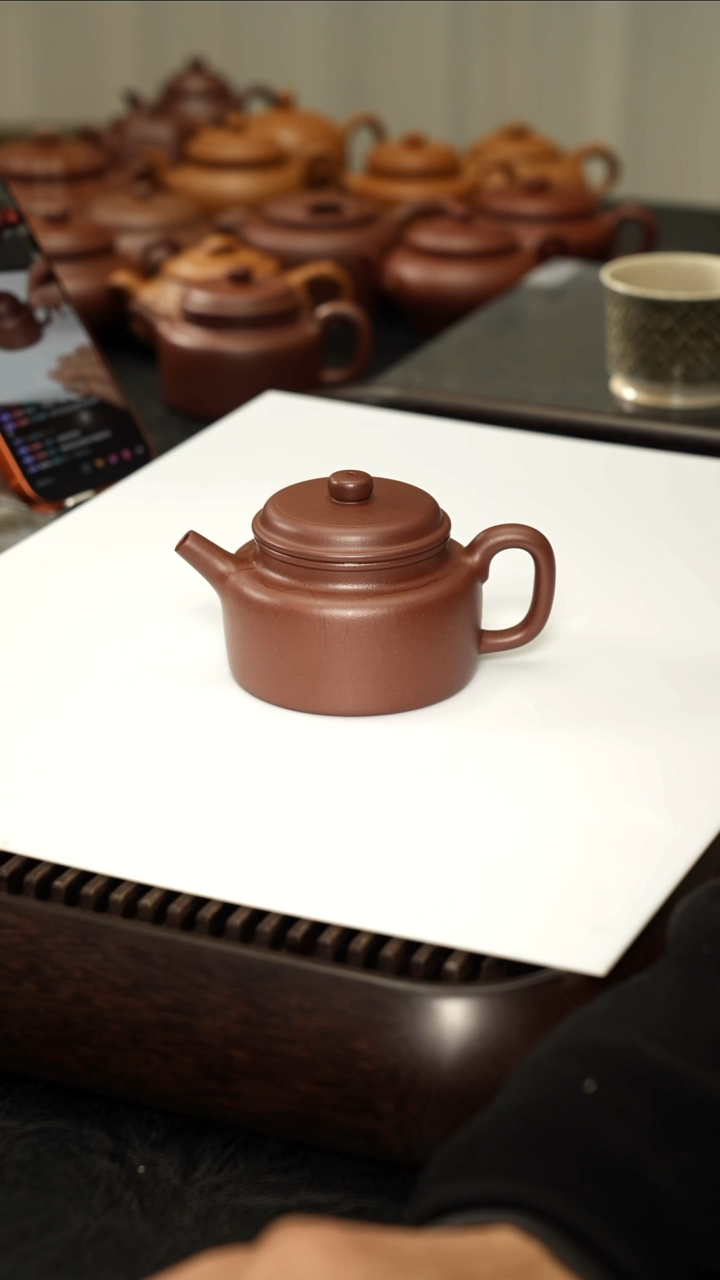 茶壶紫砂✨****✨预定四底德钟壶