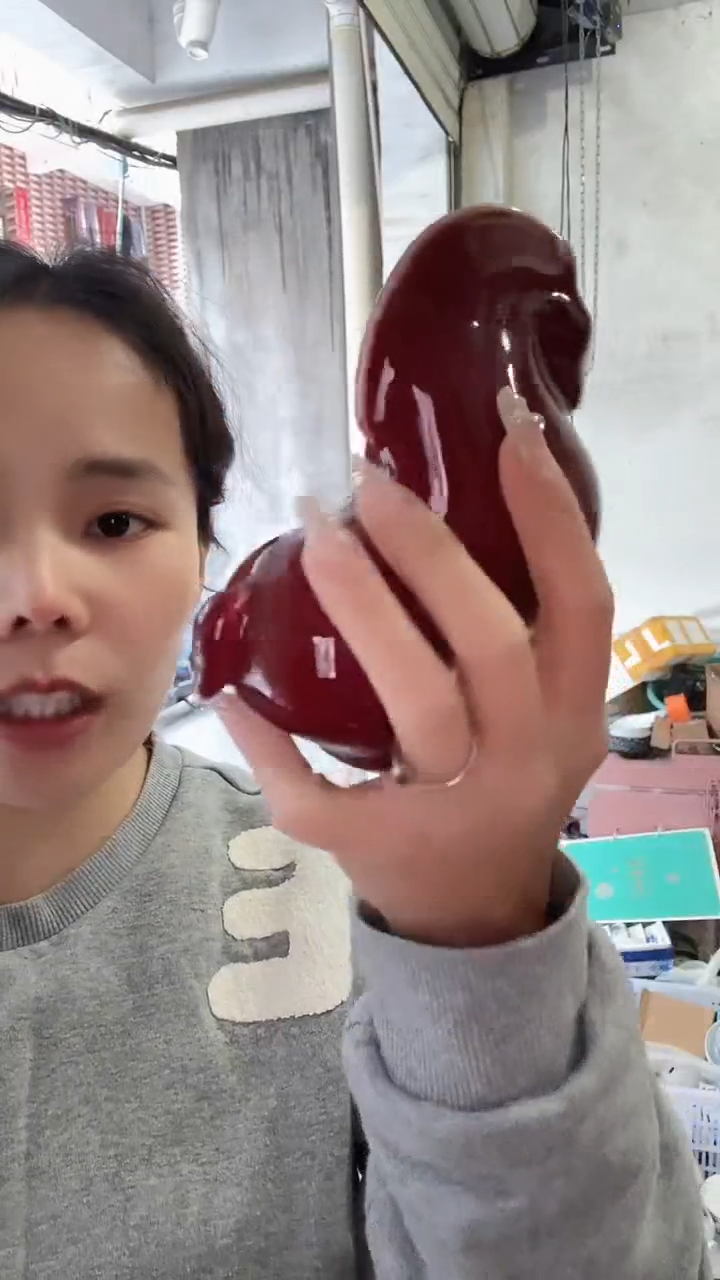 瓷片用****1一个红色马的瓷器