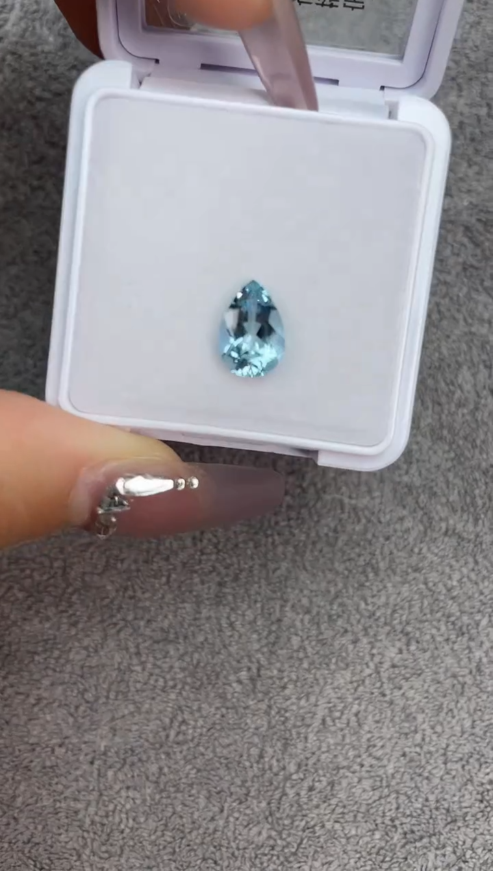 【闪购商品】海蓝宝石裸石未镶嵌1.76克拉