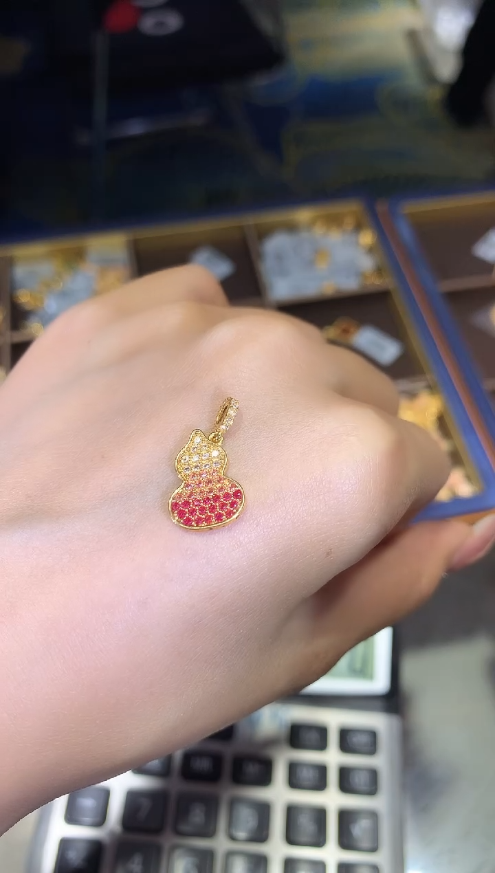 【闪购商品】18K金吊坠(不含链)葫芦吊坠