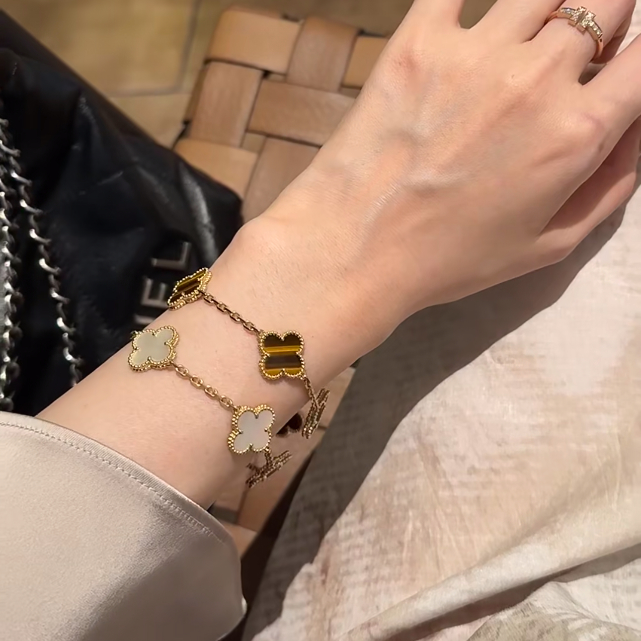 合金手链 四叶草五花手链围巾气质