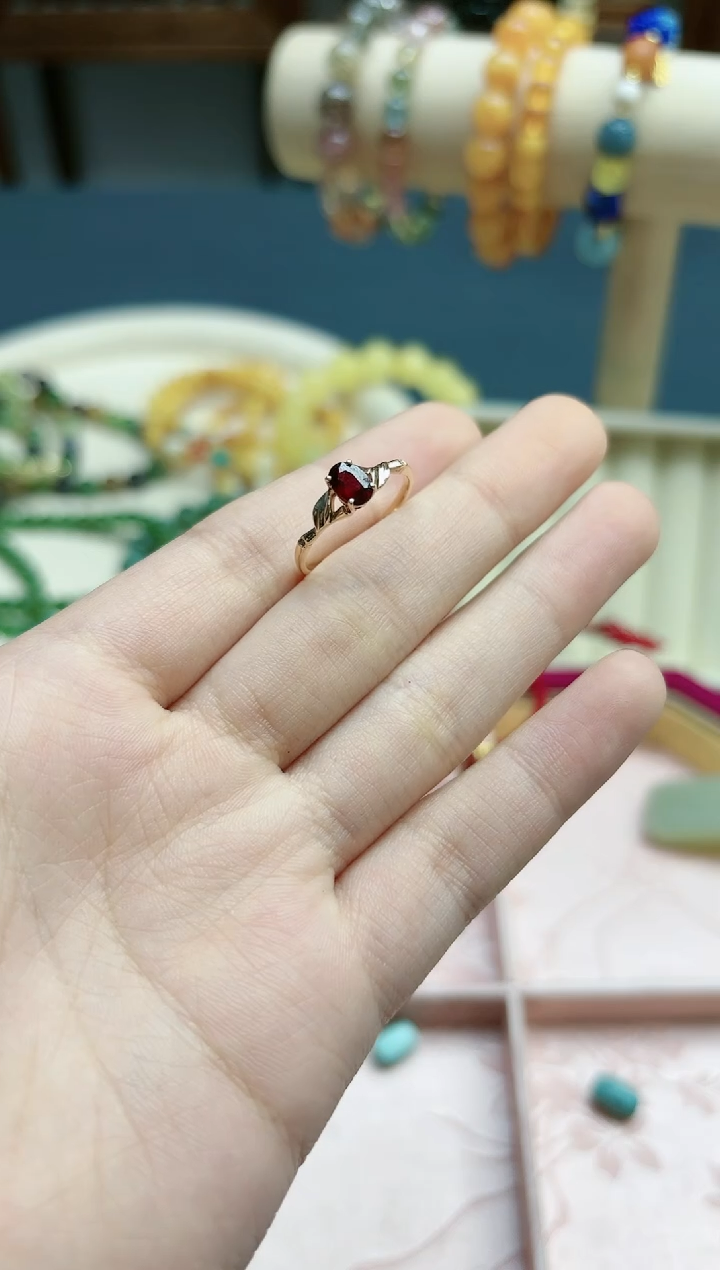 【闪购商品】红宝石戒指18K金镶嵌18k金红宝石戒指*1 CB