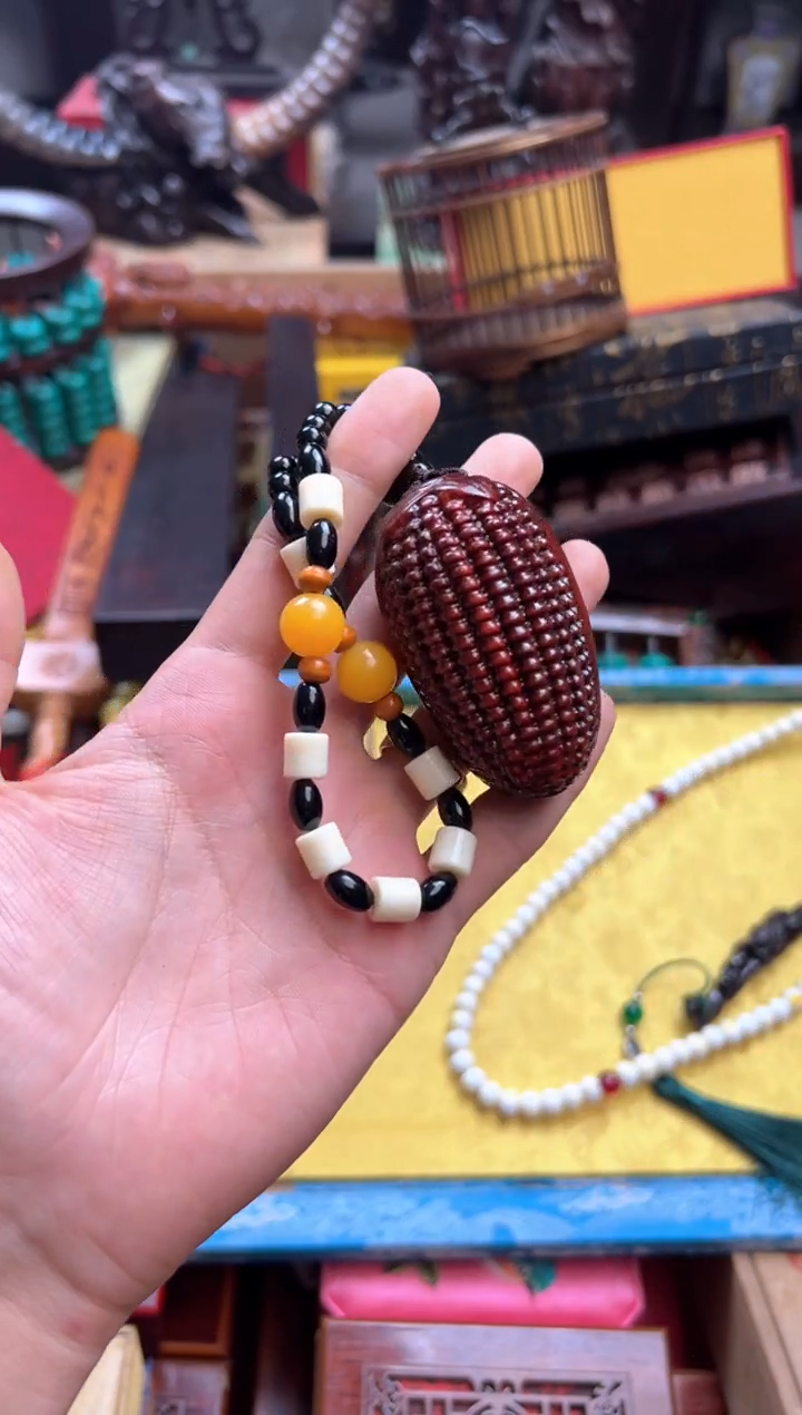 檀香紫檀（小叶紫檀）——————————瓷—————