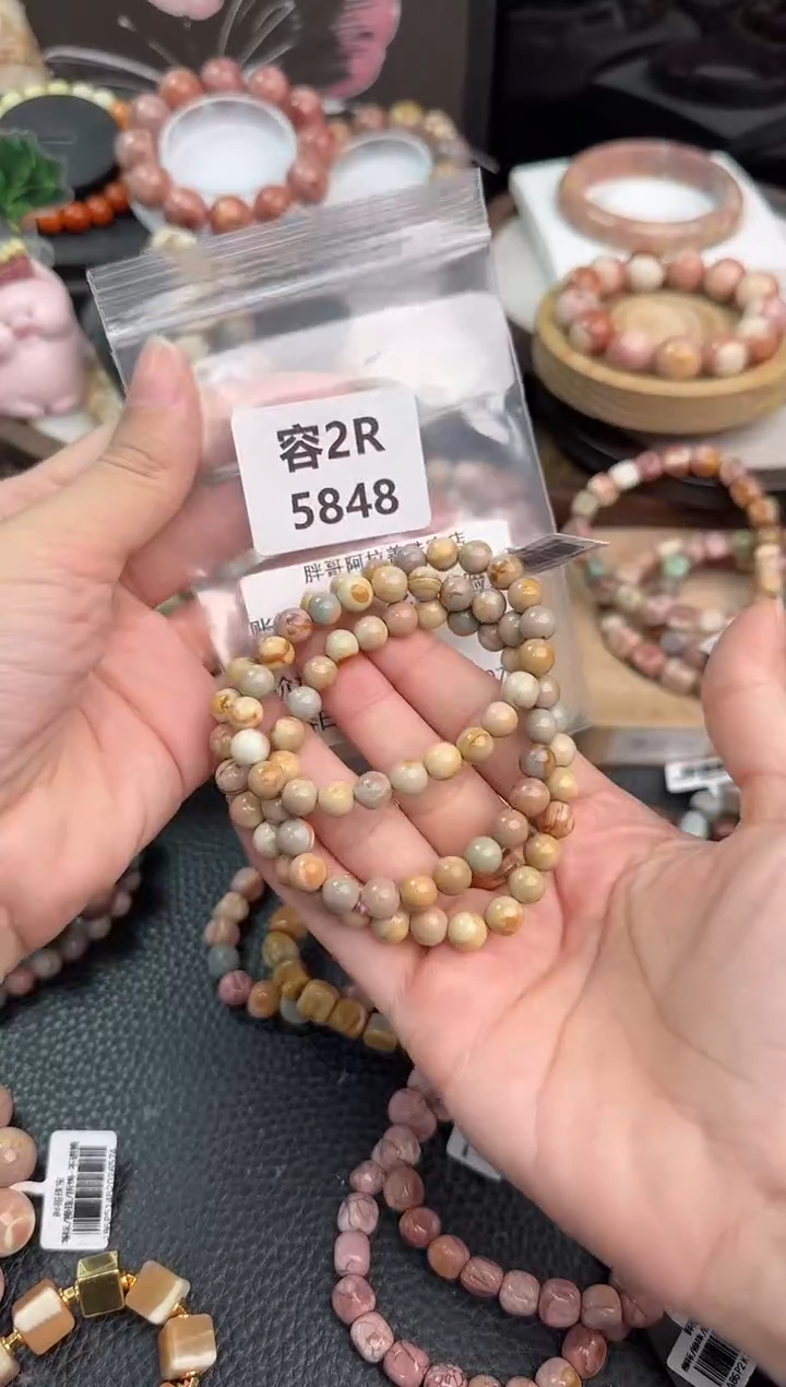 未镶嵌手链石英质玉逛****子2R5848