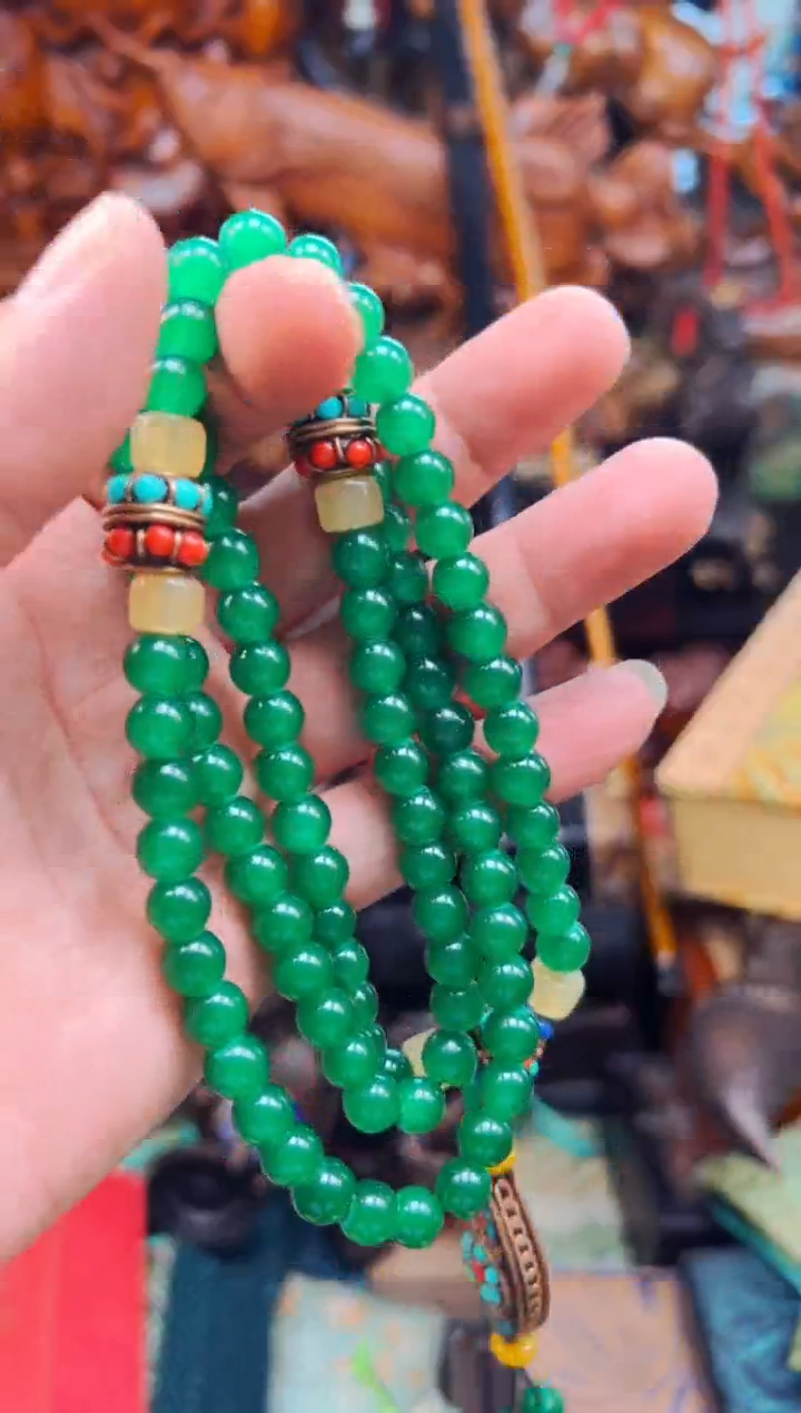 翡翠未镶嵌颈饰安哥专属精品链接c36