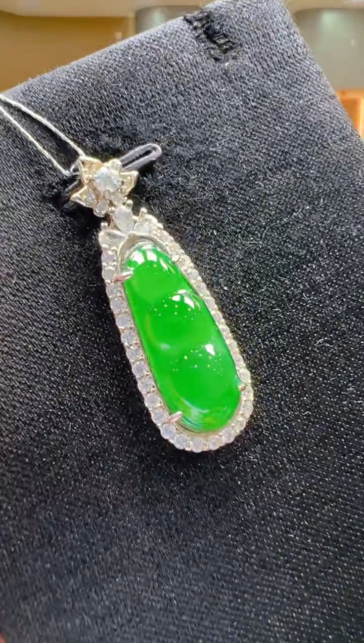 吊坠(不含链)银S925镶嵌翡翠天然A货翡翠多样性发一