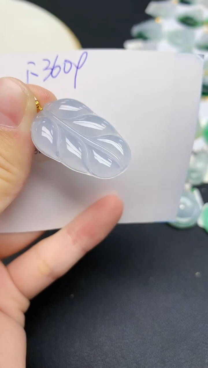 颈饰18K金镶嵌翡翠天然缅甸A货翡翠百元以上9元证书费自理