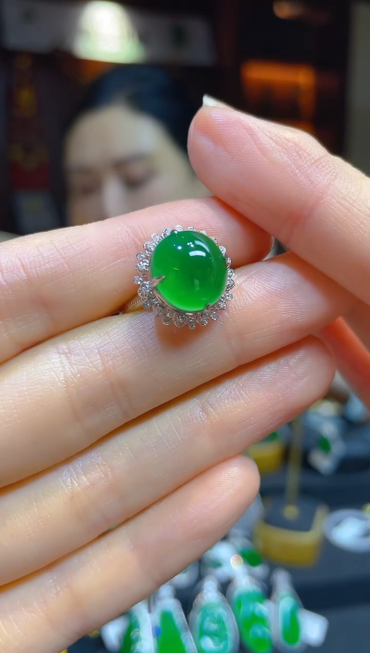 【闪购商品】翡翠戒指18K金镶嵌120726天然A货翡翠蛋面戒指