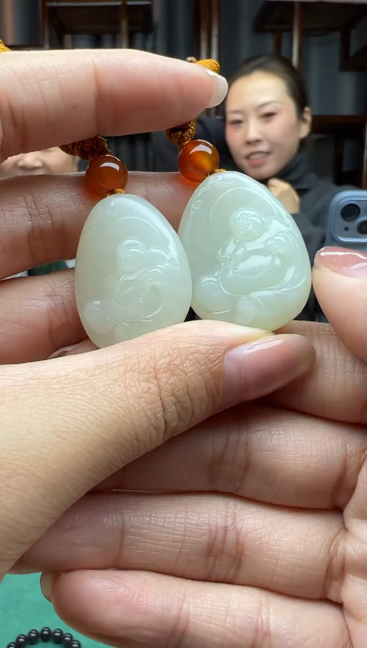 【闪购商品】和田玉颈饰未镶嵌吊坠 多样性发货 拍一发一