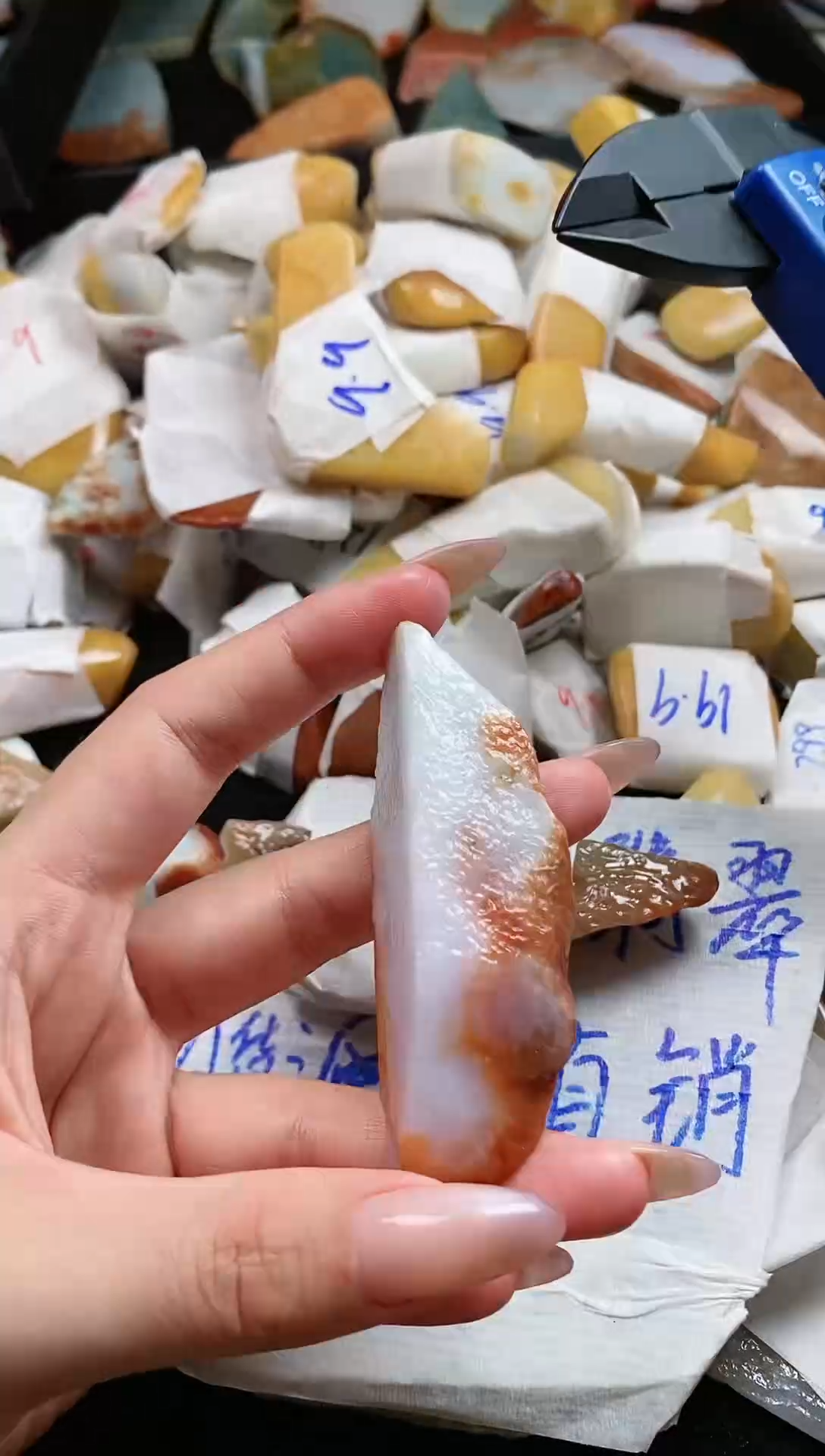 翡翠裸石翡翠挂件裸石