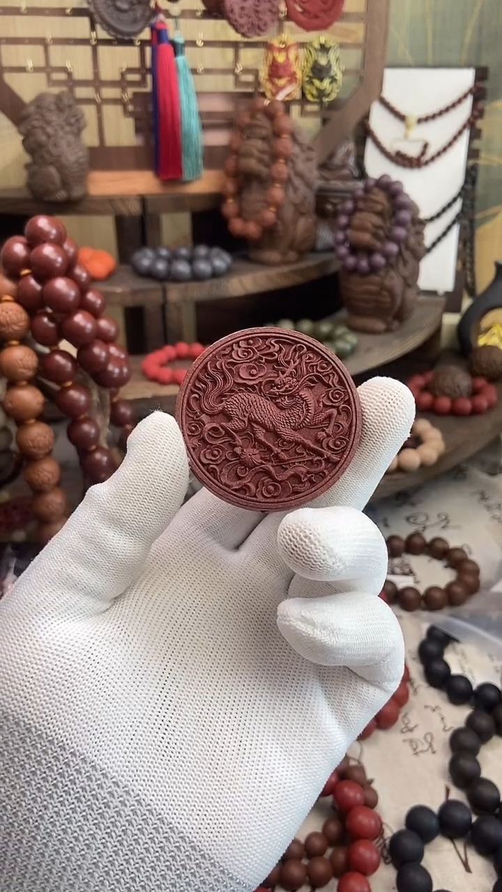 泥塑宣和内府降真合香牌-麒麟