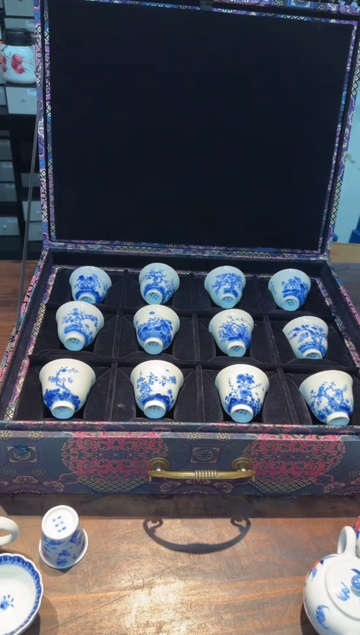 【闪购商品】邵春霞 十二花神套组（单杯）不挑