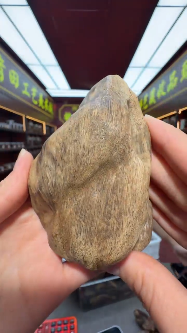 沉香手把件多样性发一