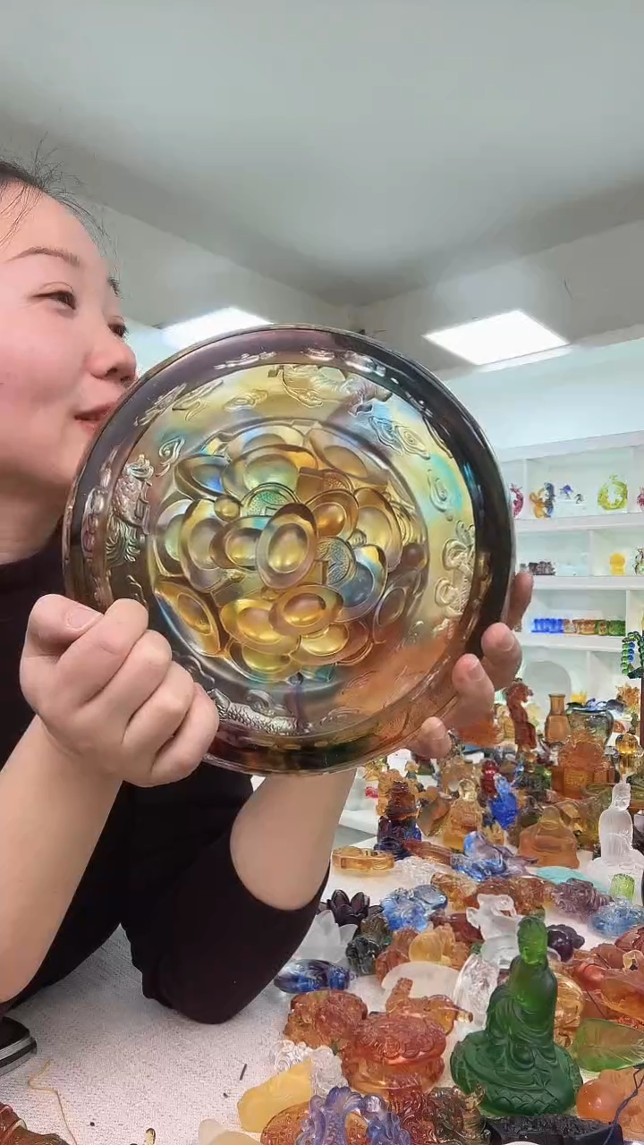 手工艺品琉璃聚宝盆