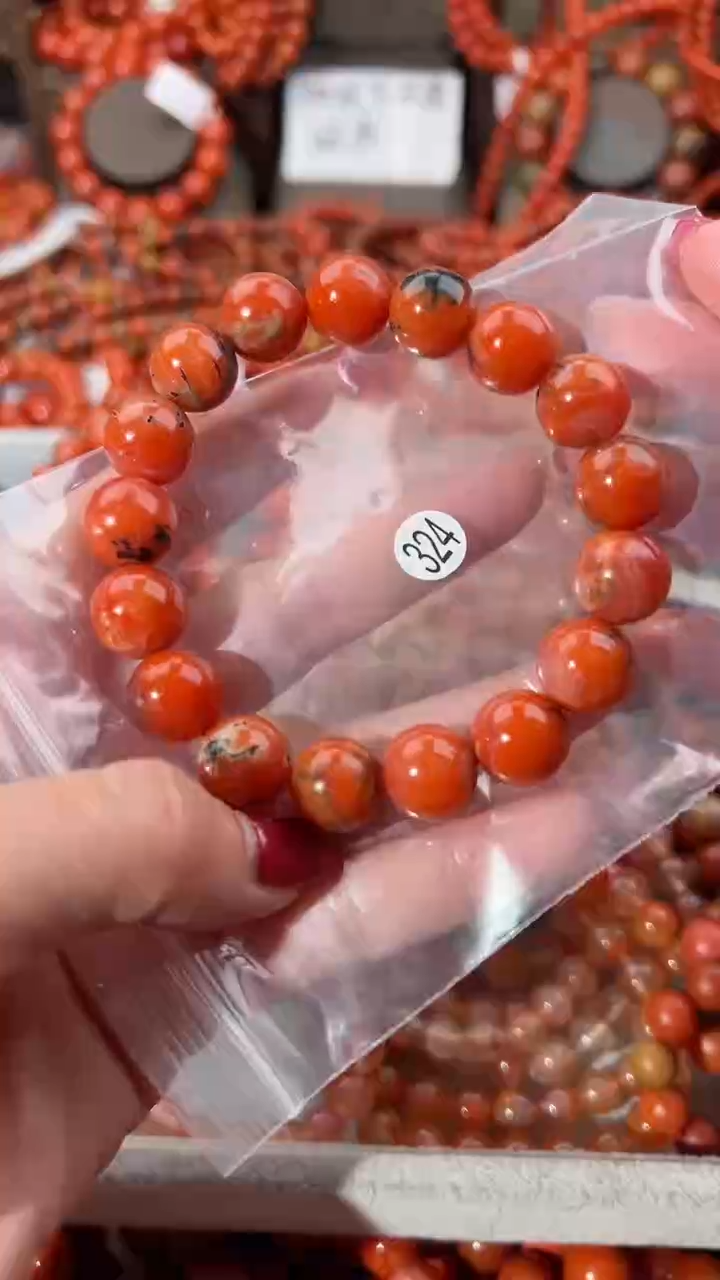 【闪购商品】南红玛瑙手串未镶嵌12+