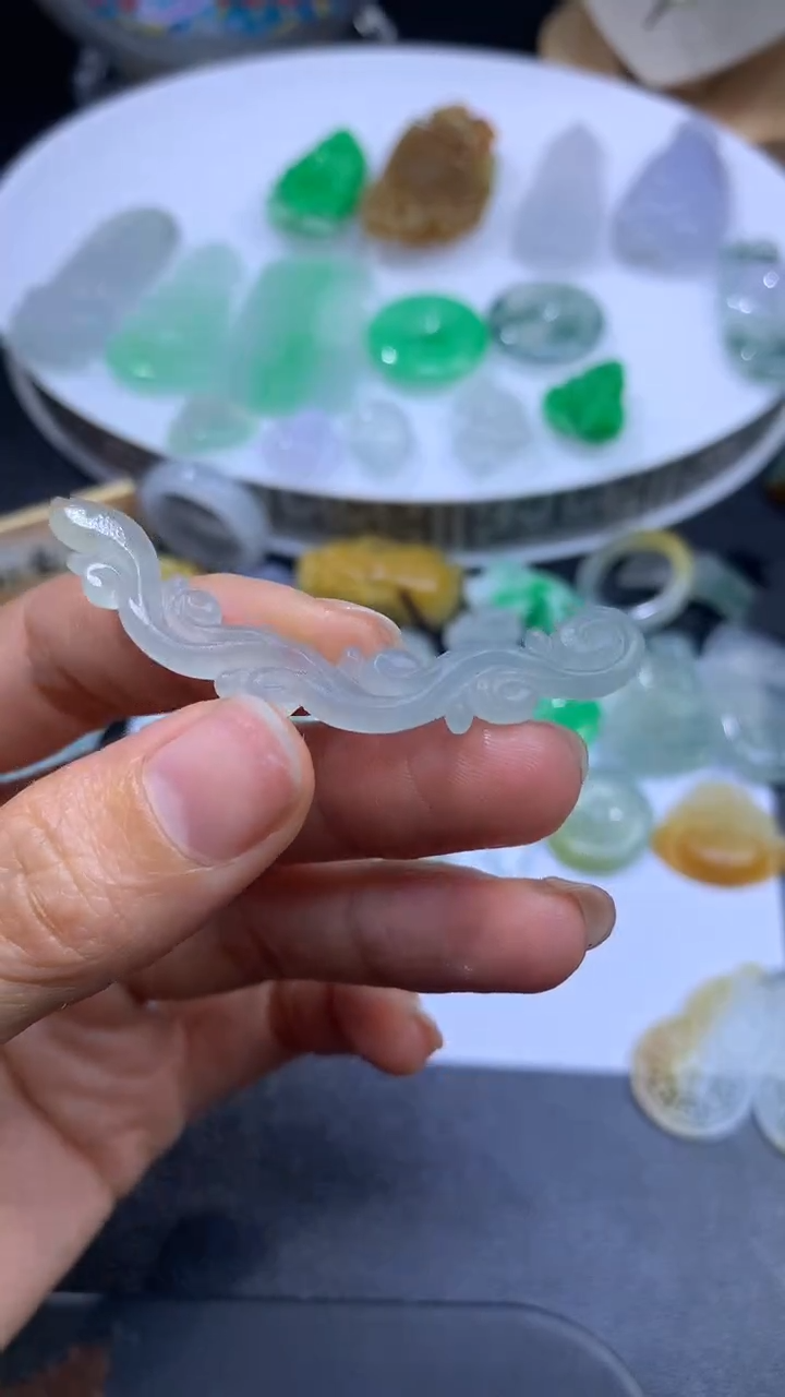 【闪购商品】定制翡翠未镶嵌翡翠