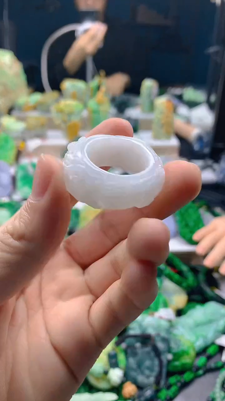 颈饰未镶嵌翡翠天然缅甸翡翠a货