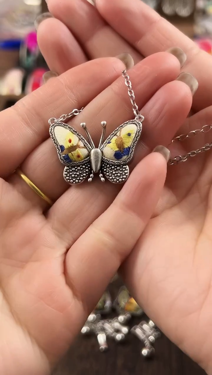 【闪购商品】织绣民族风老绣饰品564