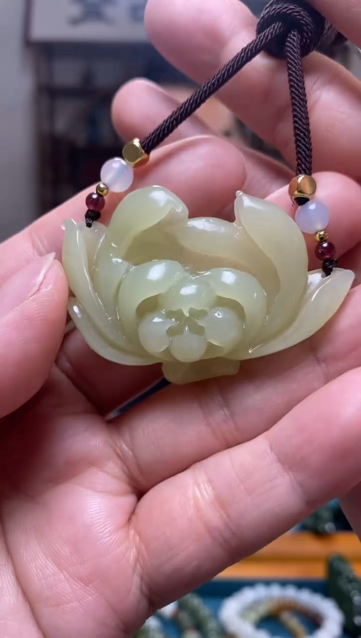 【闪购商品】和田玉挂件未镶嵌46