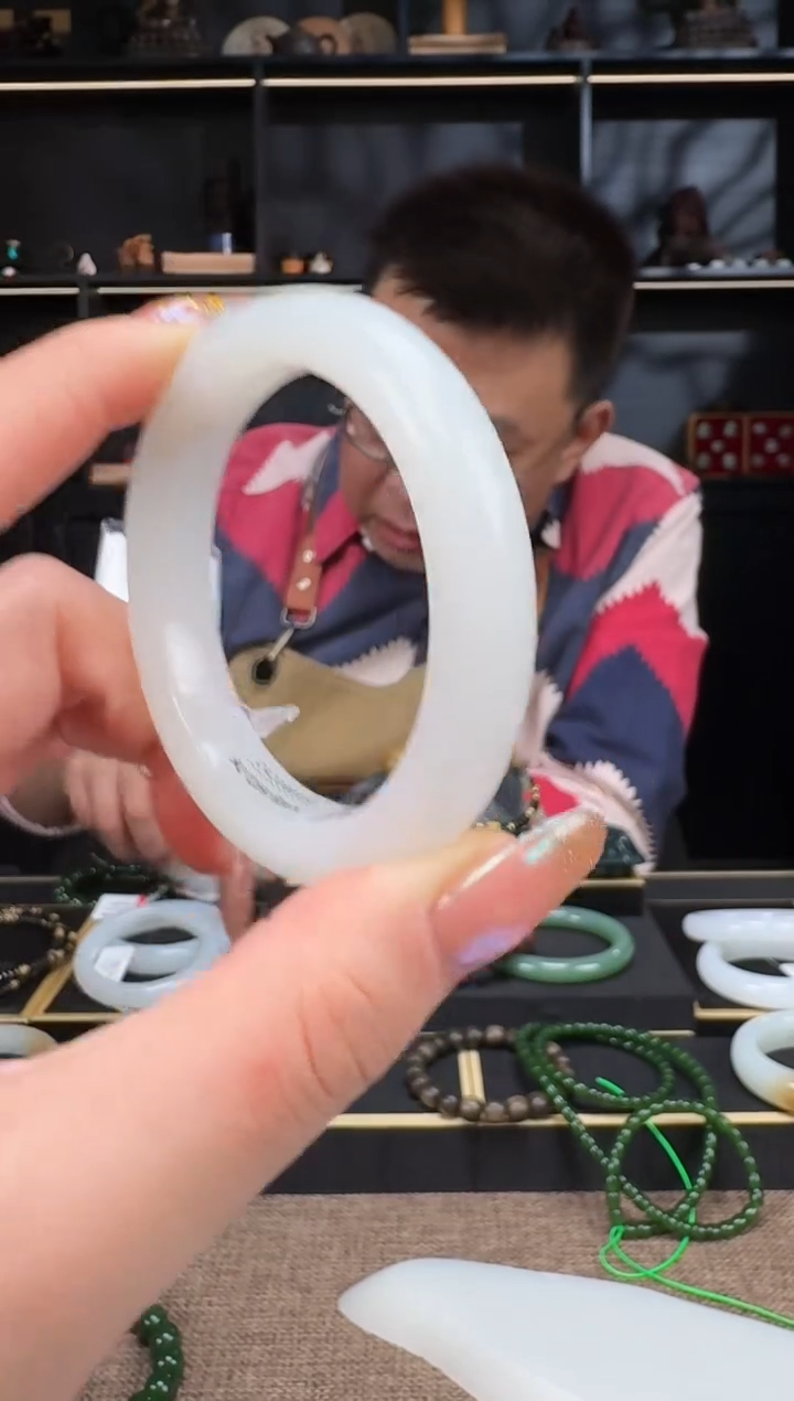 【闪购商品】和田玉2未镶嵌山流水手镯内径56mm