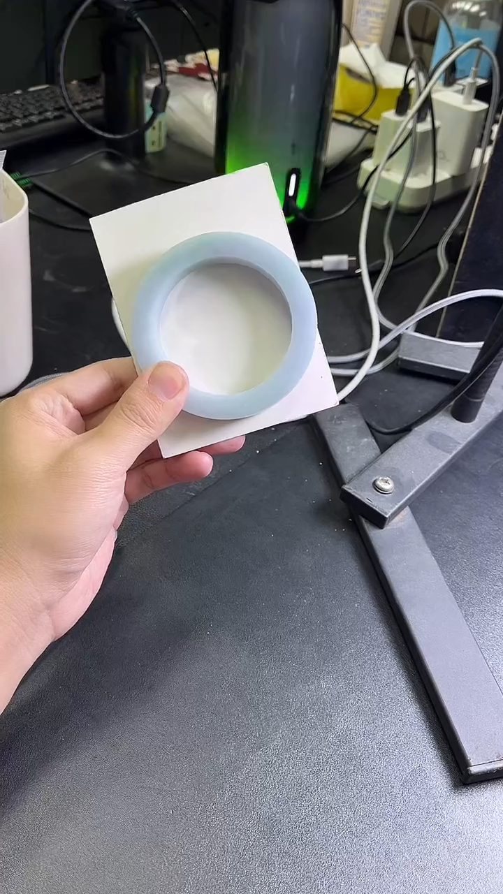 未镶嵌手镯定制翡翠粉**儿定制