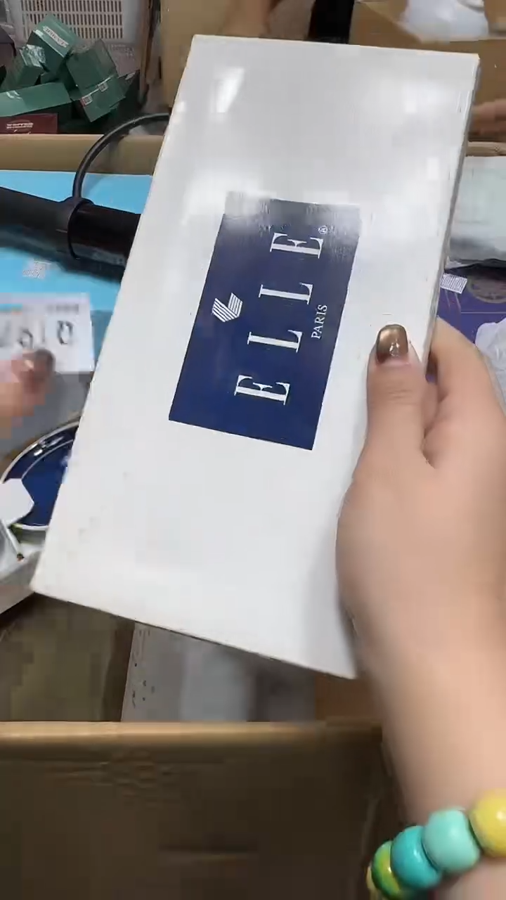 瓷片小**妈199         