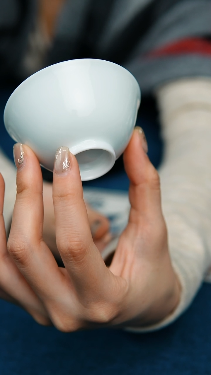 【闪购商品】白胎润泉杯（微瑕，介意勿拍）