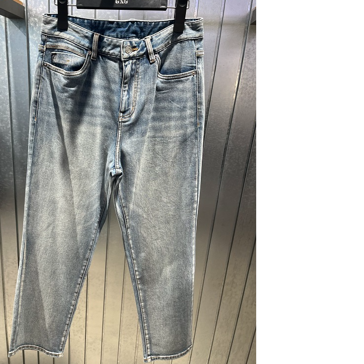 G25X051022   2025春季新品商场同款男士直筒型牛仔裤时尚破洞