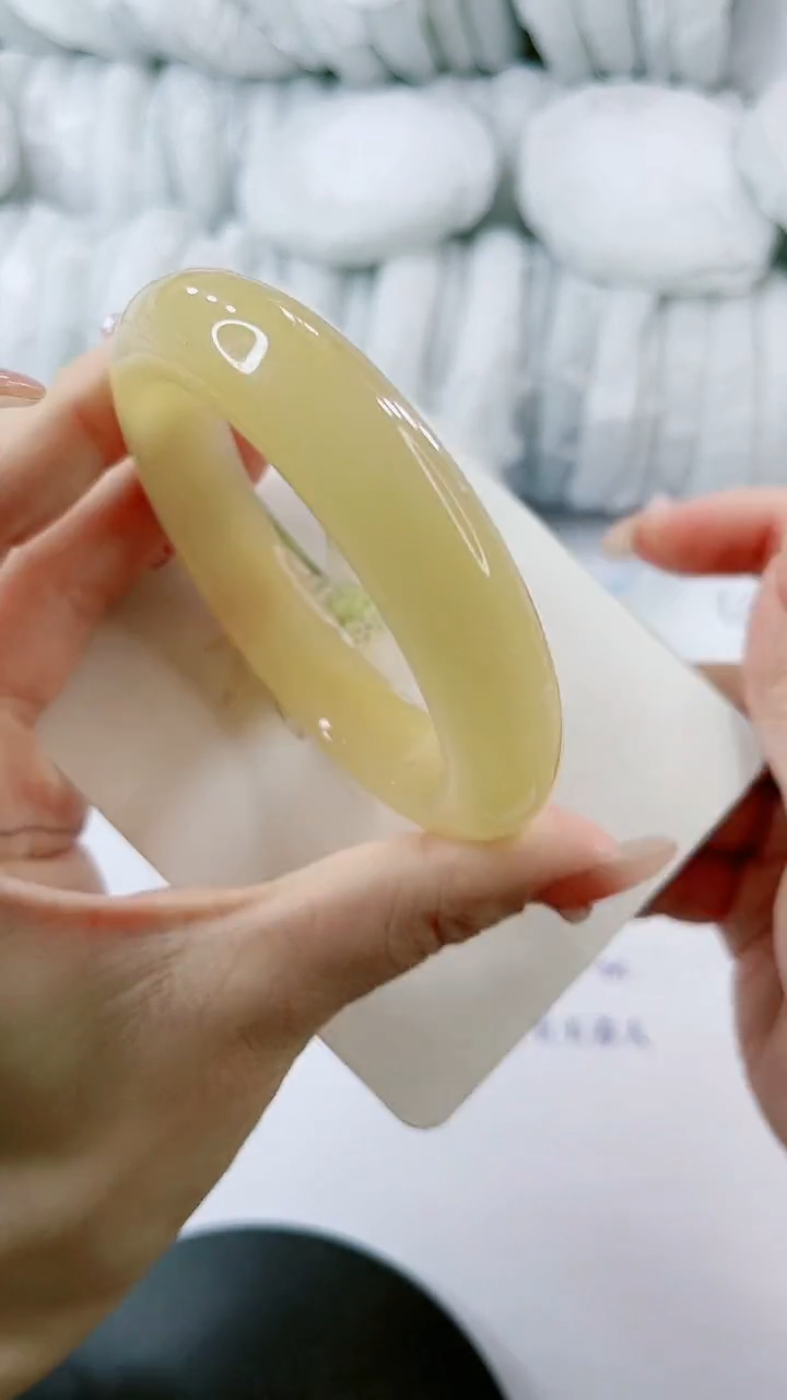 【闪购商品】石英质玉手镯未镶嵌0581964916-多样性发货