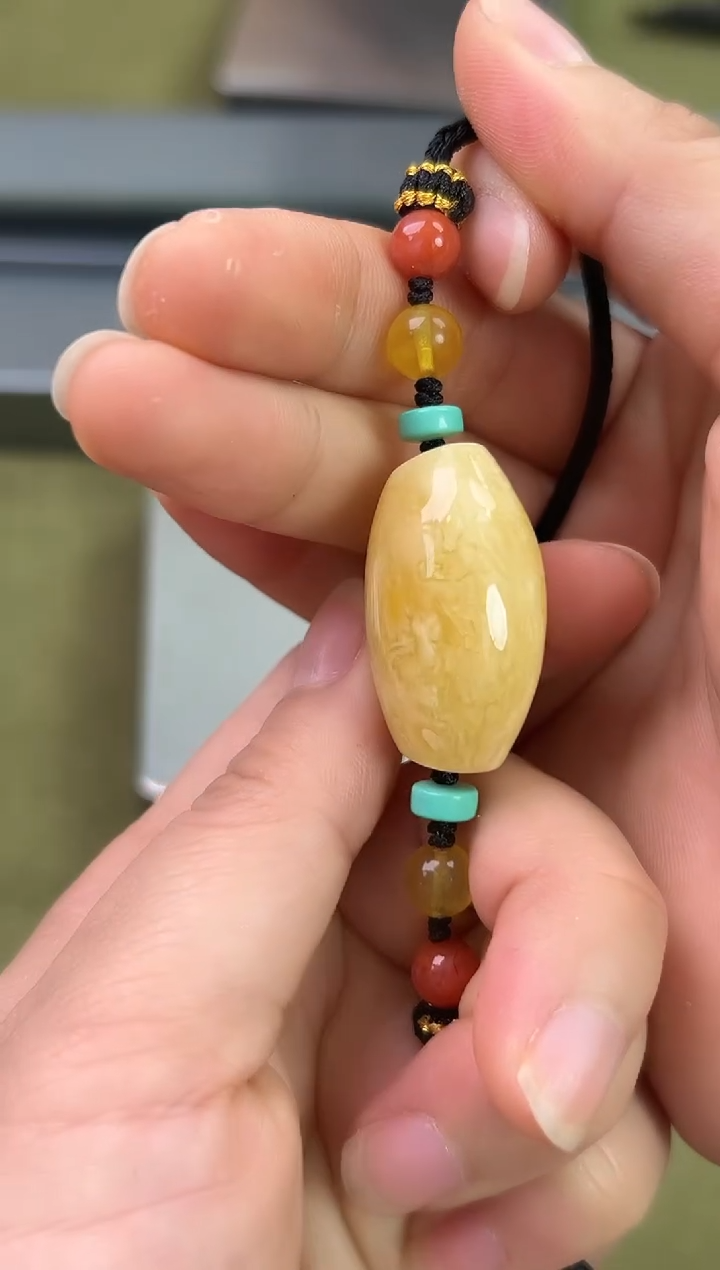 裸石琥珀未镶嵌琥珀蜜蜡吊坠