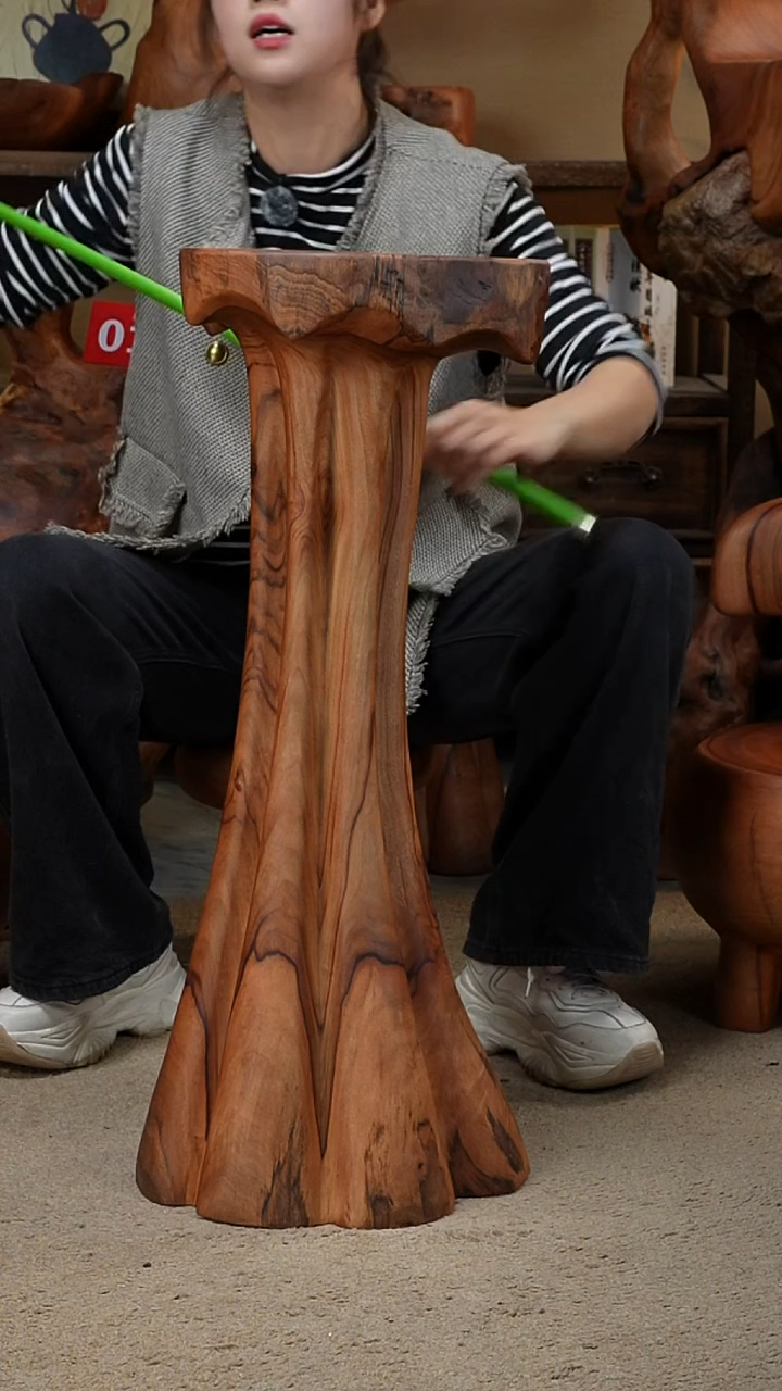 36香樟木整木一体29.5-24-76