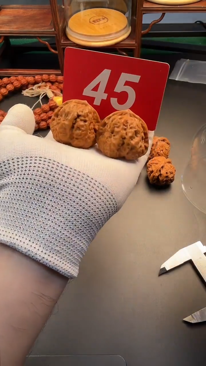 把件文玩核桃43延庆三角蛤蟆头