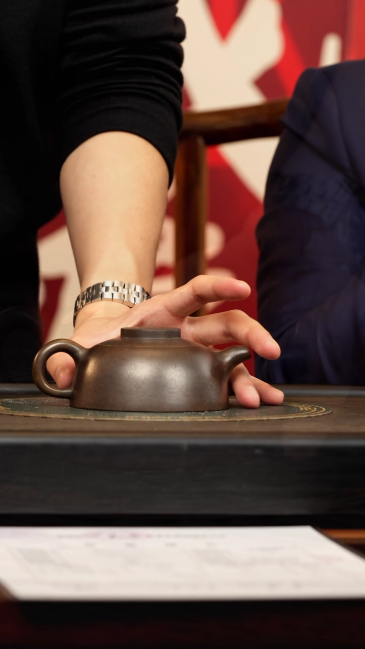 【闪购商品】紫砂茶壶LJ 古玉龙砂 半月 