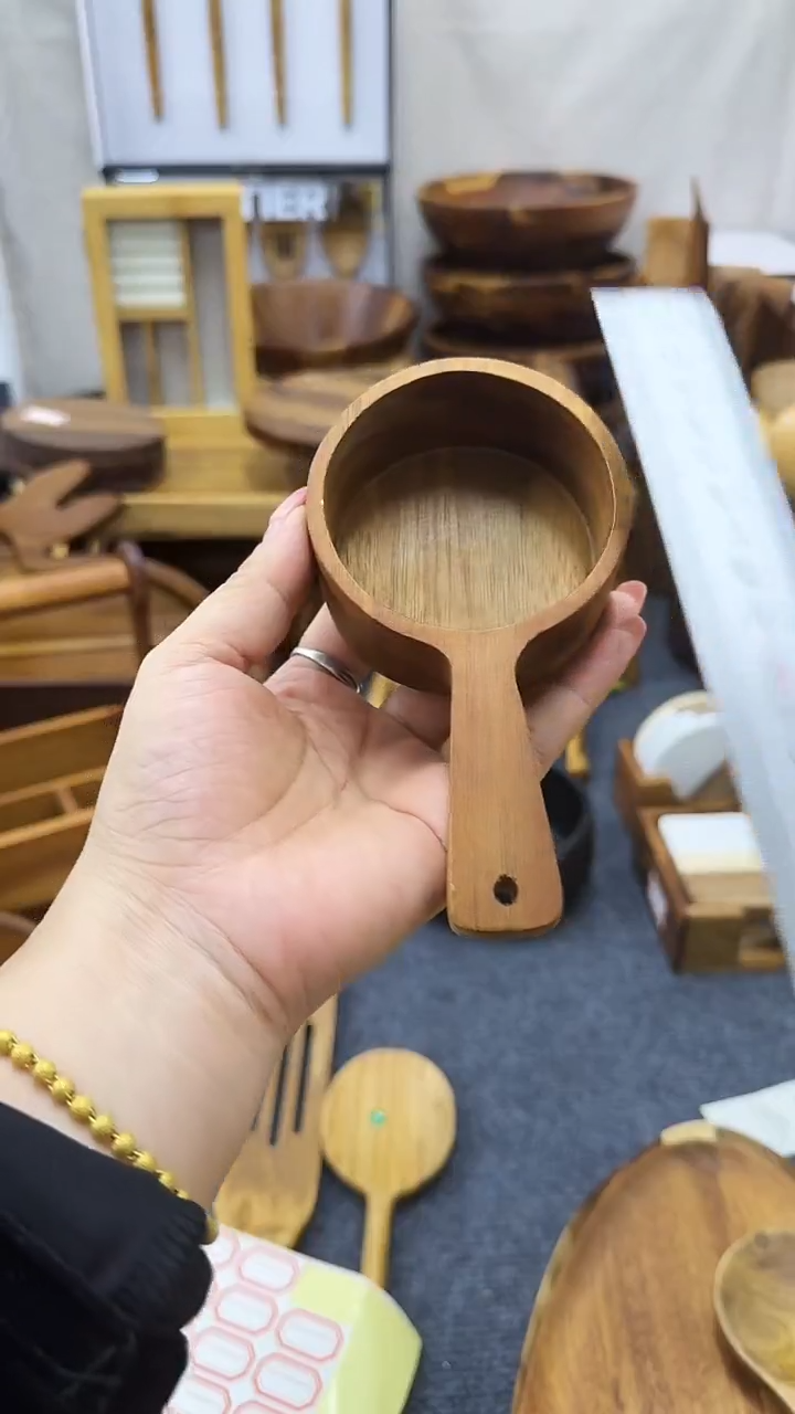 16号相思木量杯一个