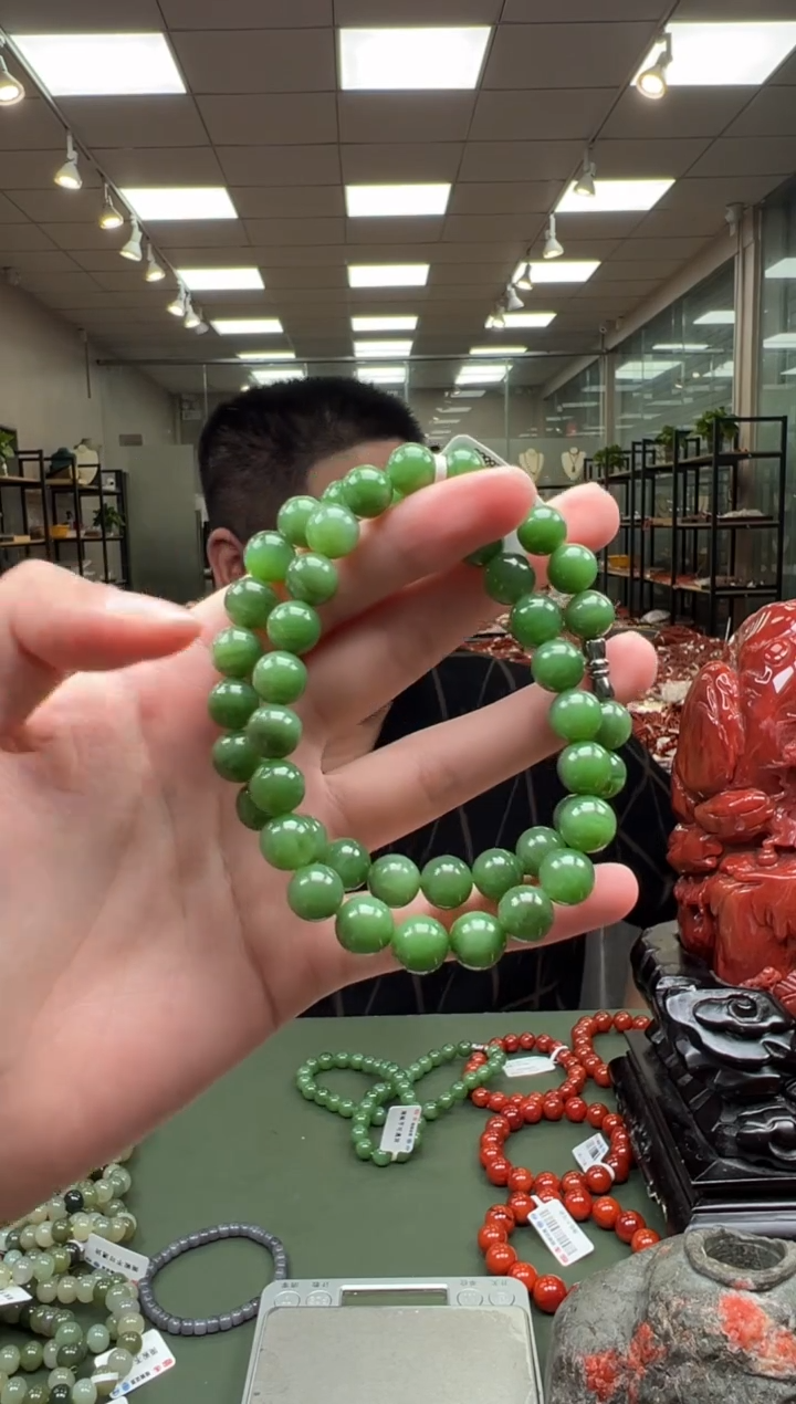 【闪购商品】和田玉颈饰未镶嵌一条 多样性发货