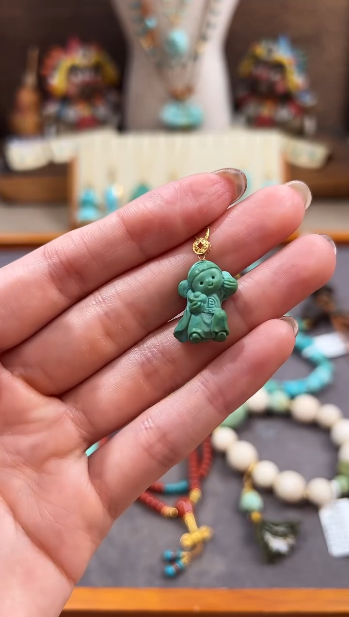 18K金镶嵌绿松石颈饰绿松石吊坠